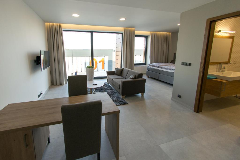 MG Restaurace/Luxury Apartments Mladá Boleslav Extérieur photo