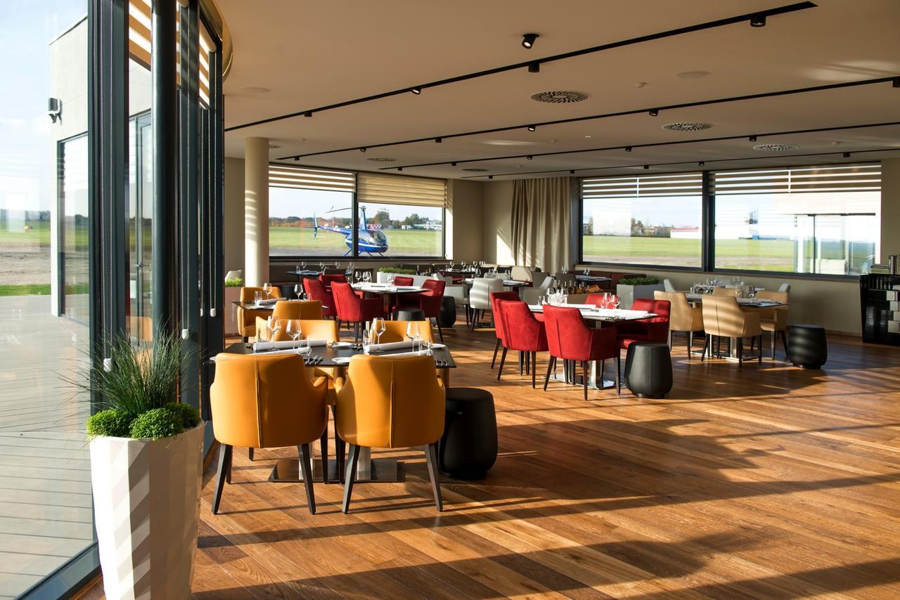 MG Restaurace/Luxury Apartments Mladá Boleslav Extérieur photo